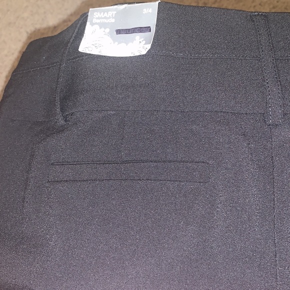 🌟NWT Maurices Black SMART Bermuda SHORTS Size 3/4 - Picture 6 of 14